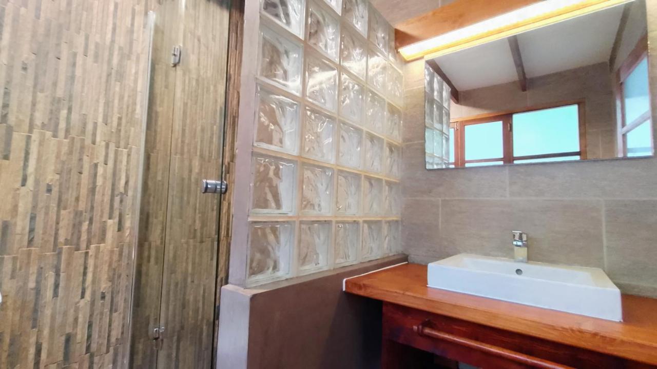 Bed and Breakfast Casa Cavoquinho Paul Екстер'єр фото